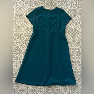 Ann Taylor size 18 teal short sleeve zip back dress, EUC.